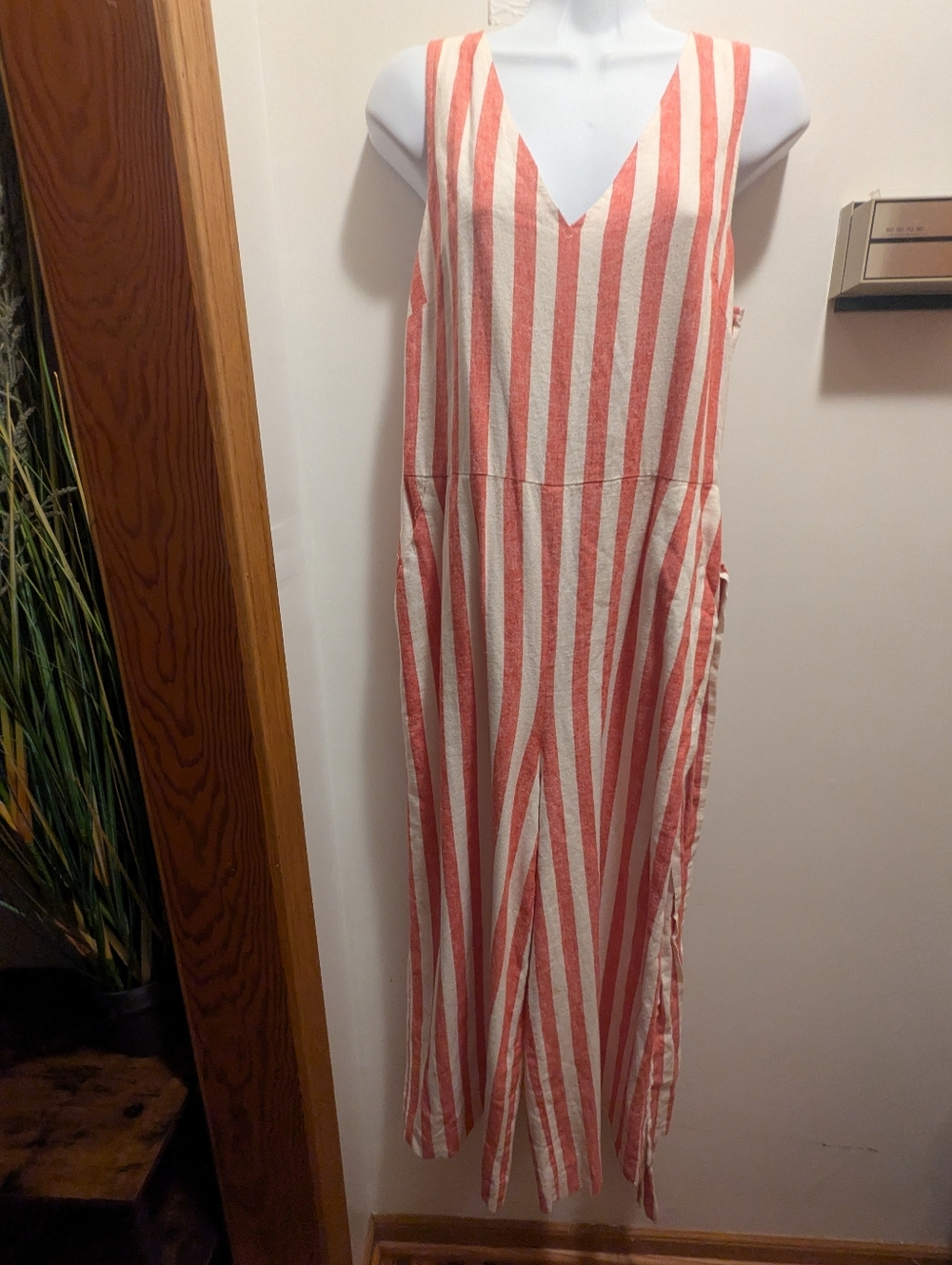 J Crew Women's 6 Striped V-Neck Sleeveless Jumpsuit - Coral & White Linen Blend